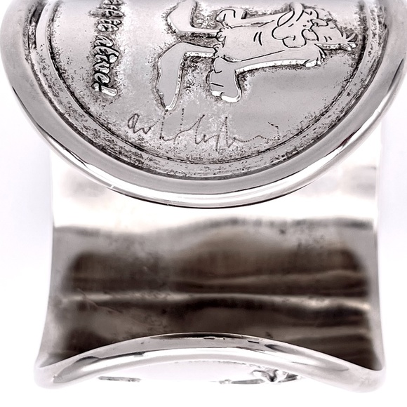 One of its Kind RLM 90's  Bugs Bunny, Taz, Daffy UNISEX Cuff - Picture 5 of 11